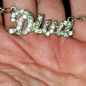 Beautiful Claire's "Diva" necklace